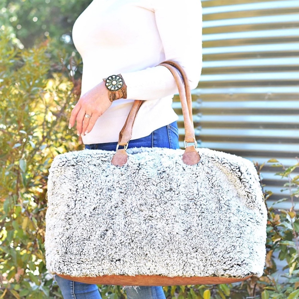 Sherpa Weekender